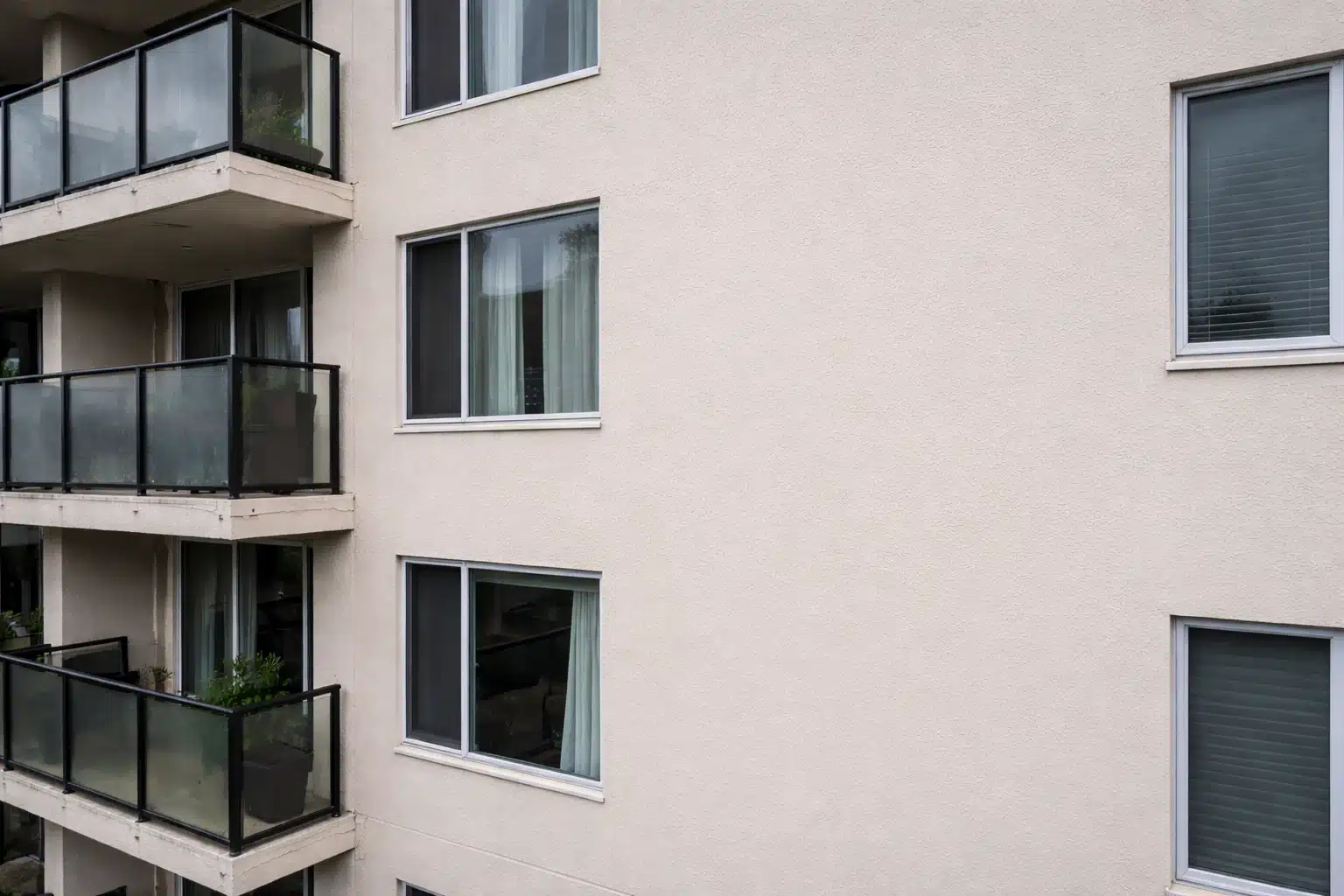 After stucco repair, Vancouver condo